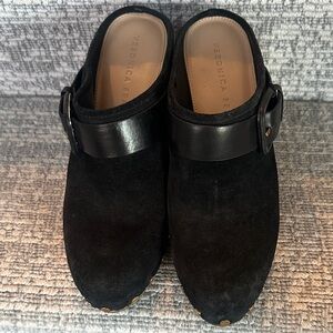 Veronica Beard Black Suede Clogs